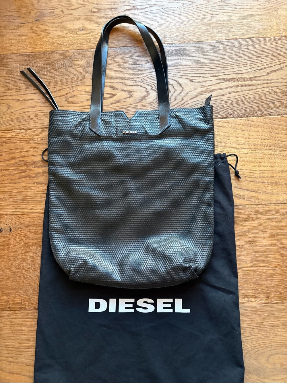 Diesel Black Textured Messenger Tote